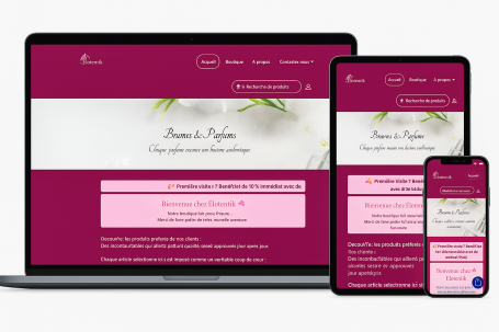 Site web sur différents appareils, avec un design en rose et blanc.
